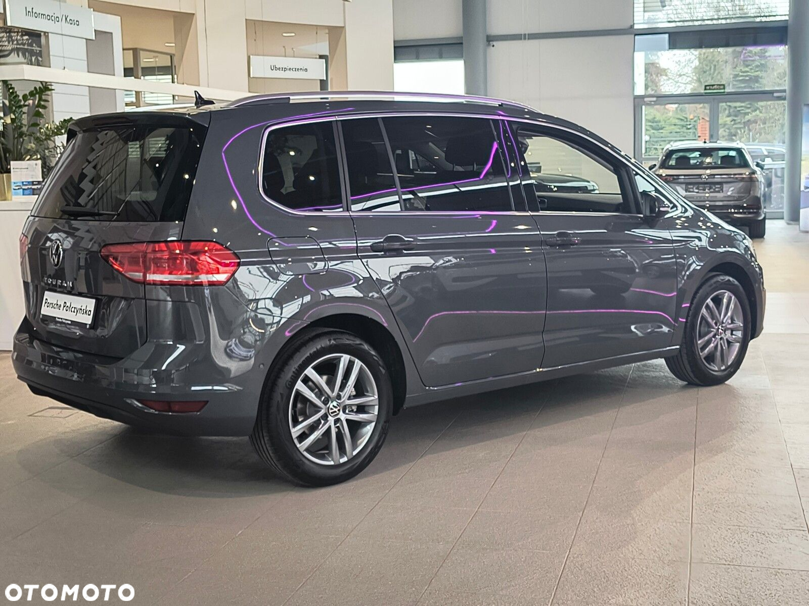 Volkswagen Touran 1.5 TSI EVO Highline DSG - 4