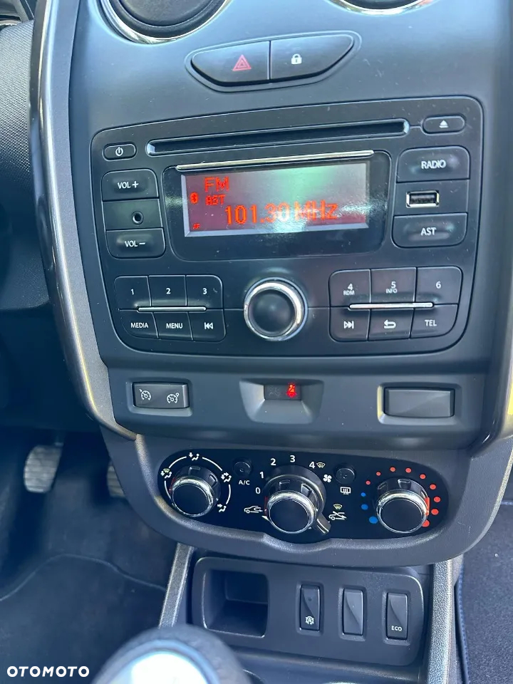Dacia Duster 1.2 TCe Laureate - 11