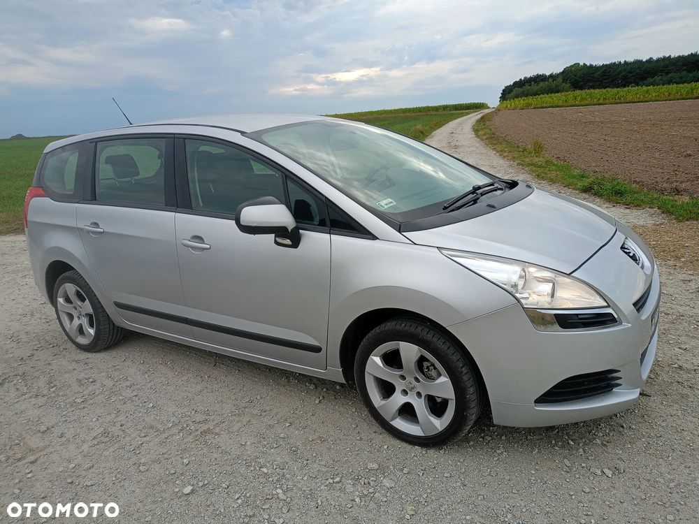 Peugeot 5008 1.6 HDi Trendy - 1