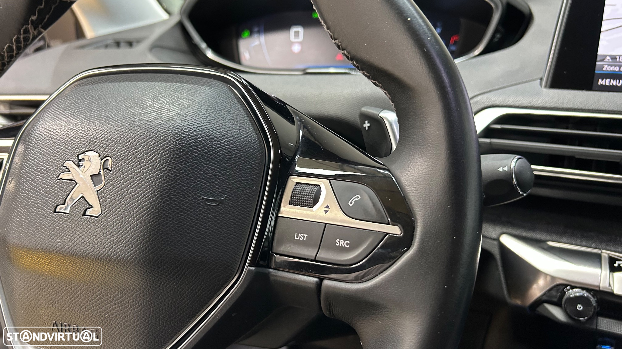 Peugeot 3008 PureTech 130 Stop & Start EAT6 Allure - 17