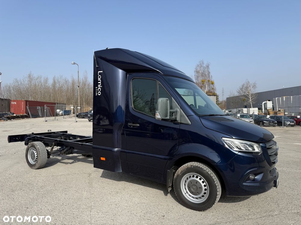Mercedes-Benz Sprinter 319 - 3
