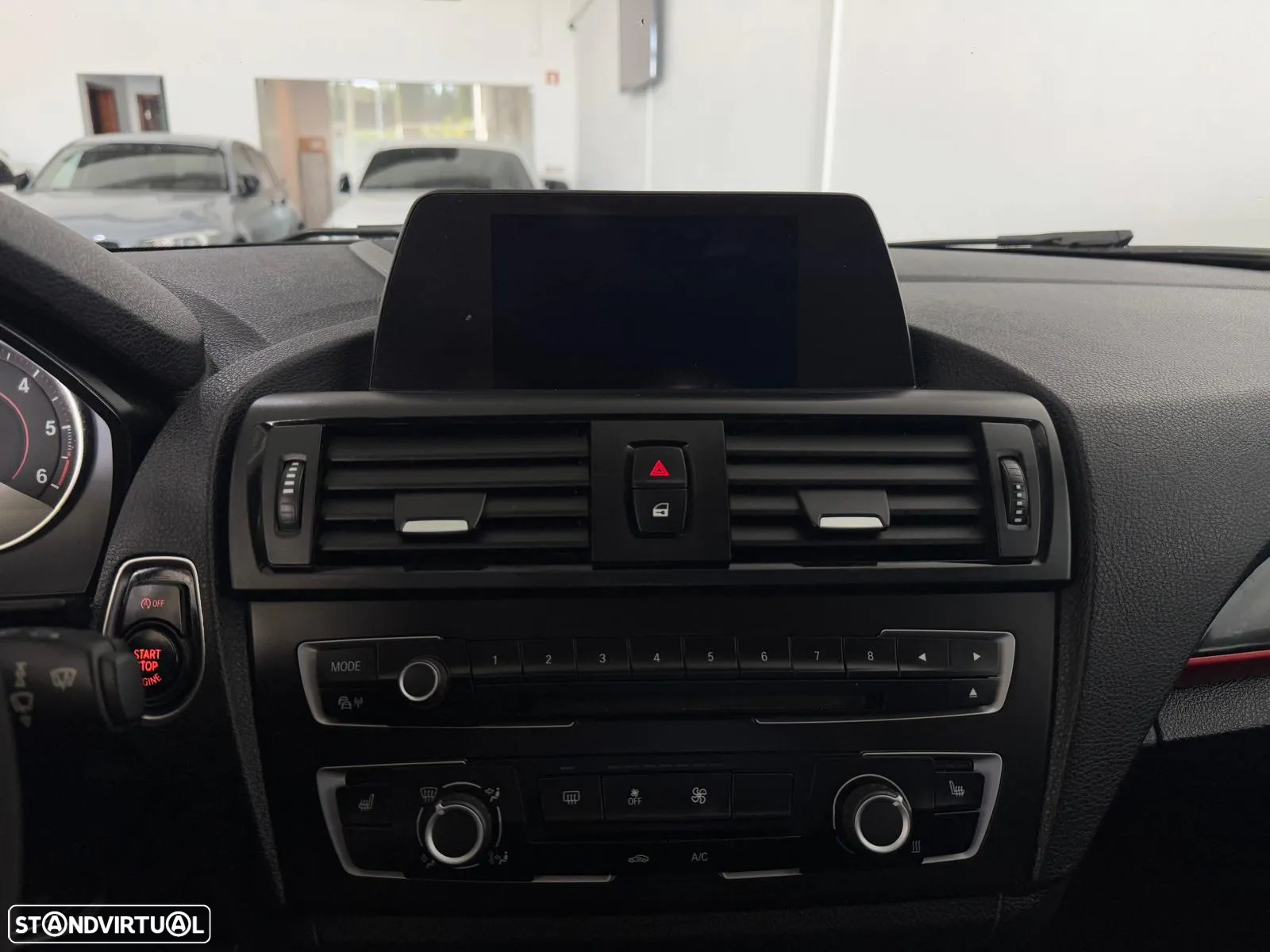 BMW 118 d Pack M - 28