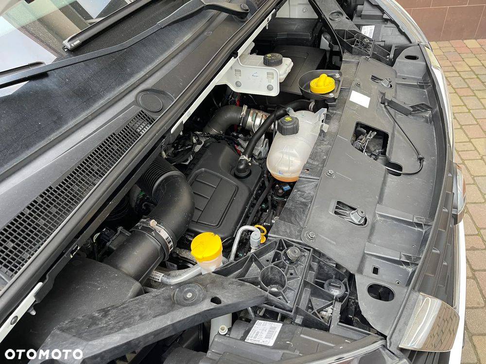 Nissan Trafic Vivaro 9-OSOBOWY - 35