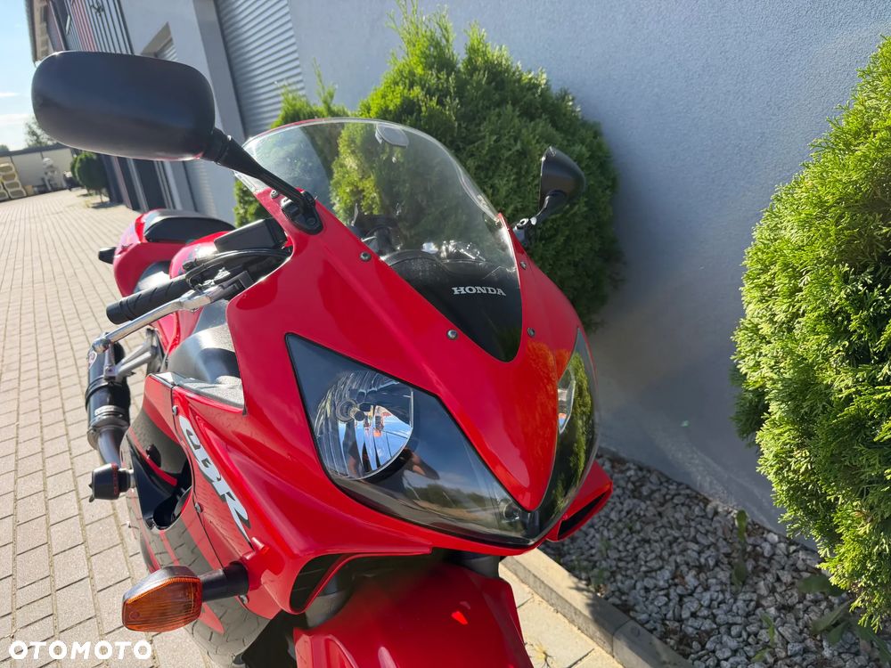 Honda CBR - 17