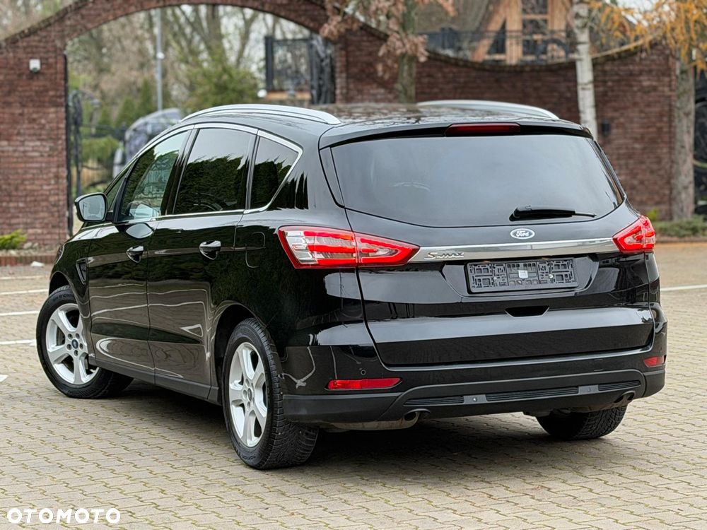 Ford S-Max - 19