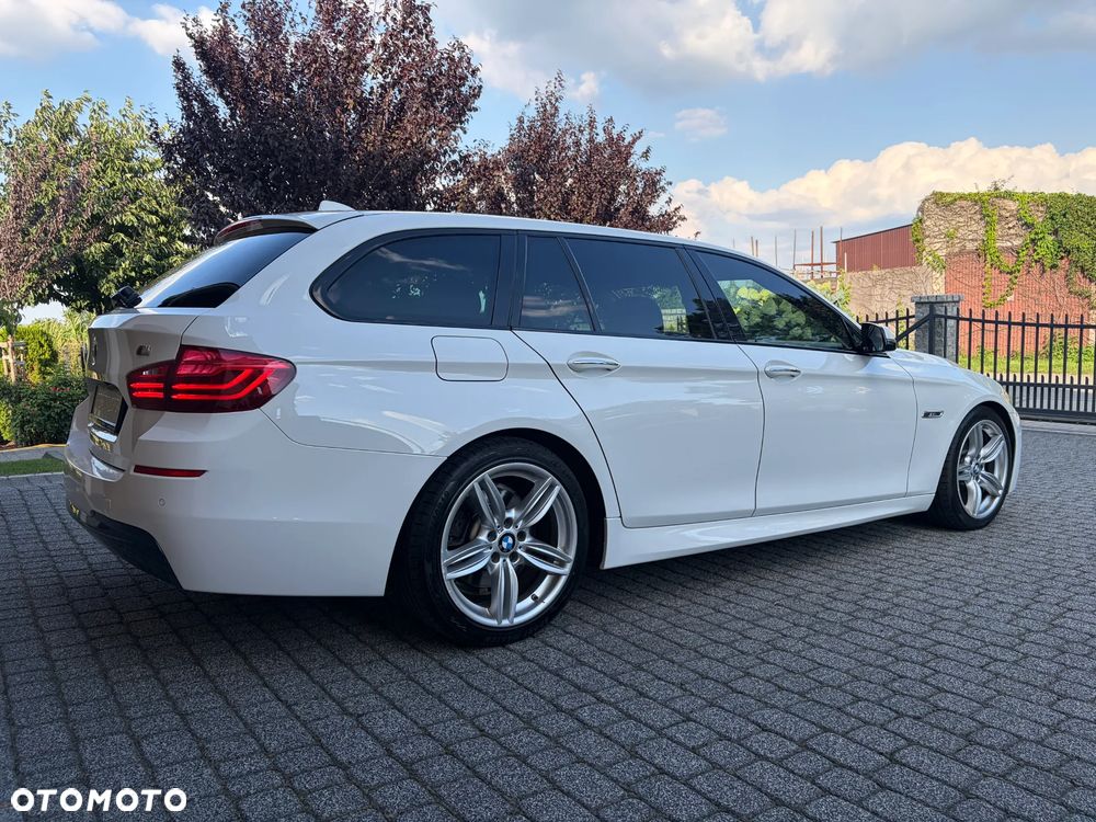 BMW Seria 5 520d M Sport Edition - 16