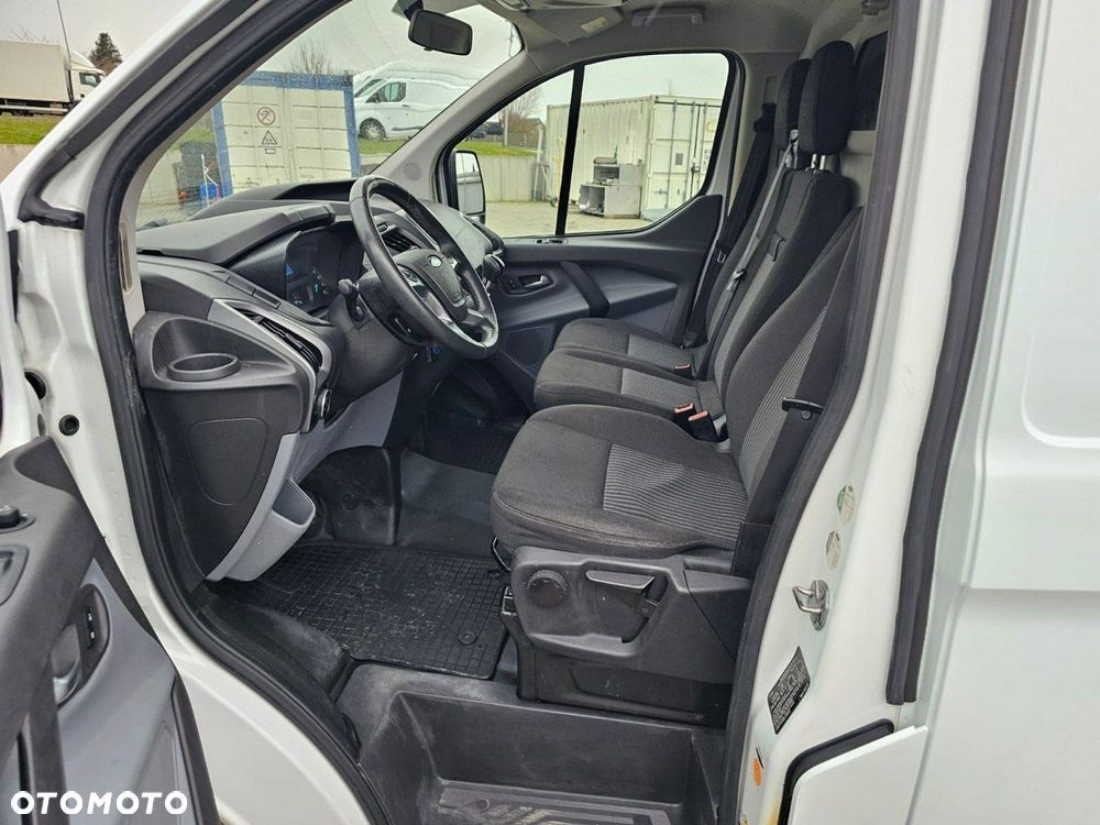 Ford Transit Custom - 6
