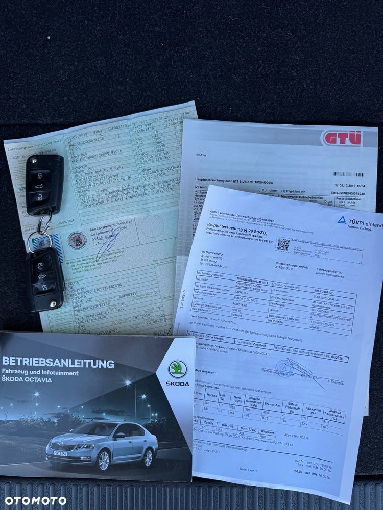 Skoda Octavia 1.6 TDI DSG Premium Edition - 29
