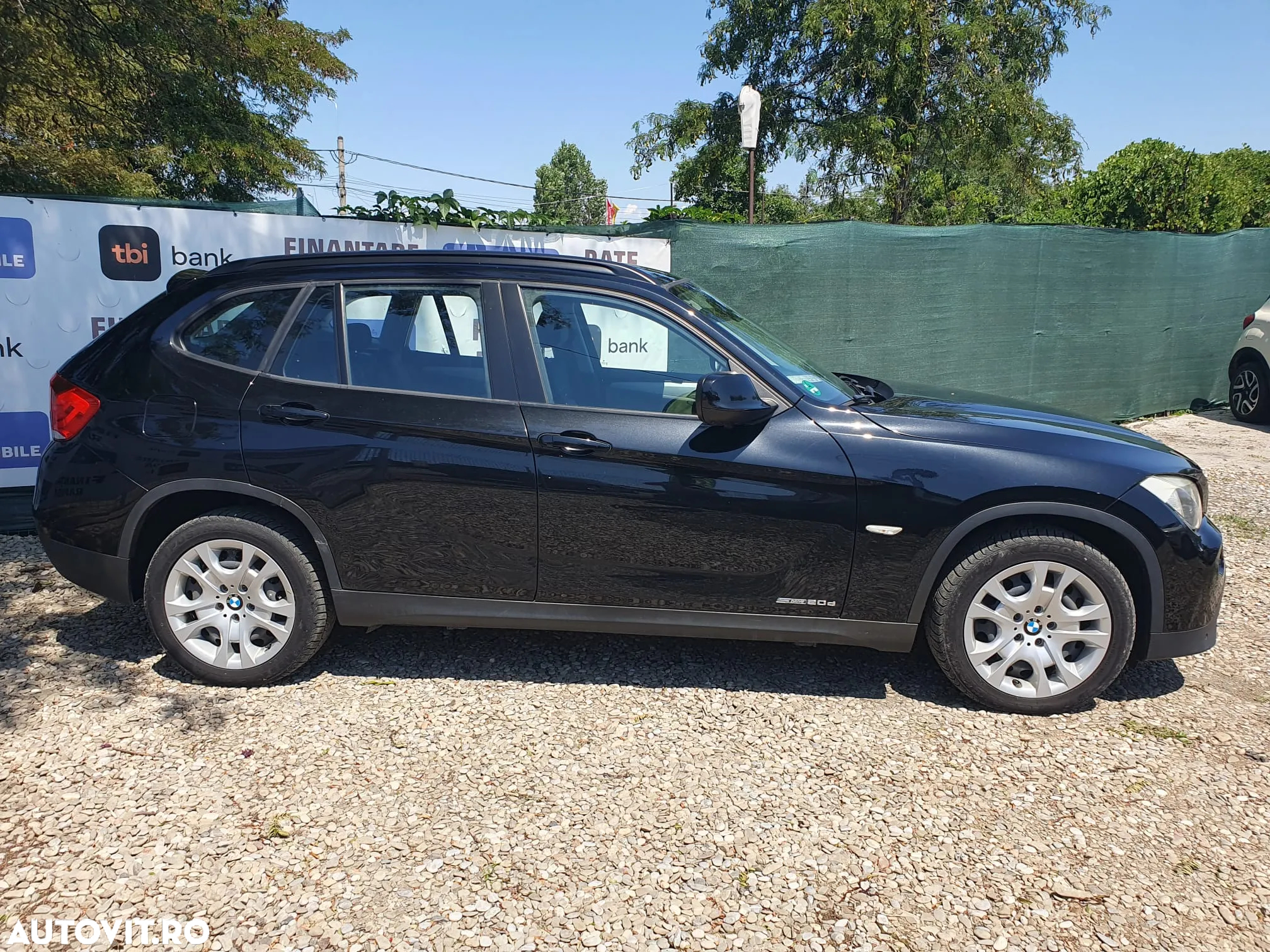 BMW X1 sDrive20d - 12