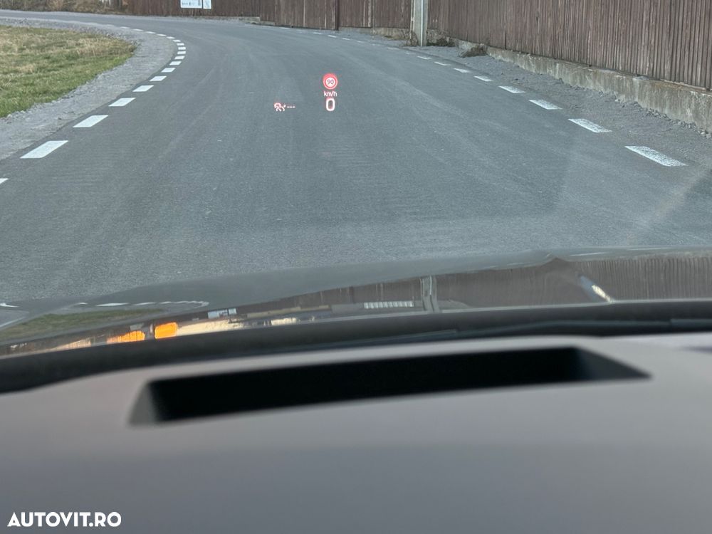 Skoda Octavia 2.0 TDI DSG First Edition - 26