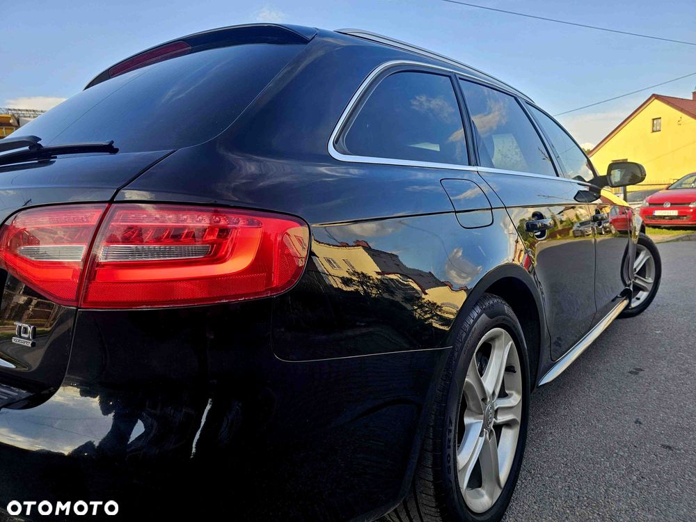 Audi A4 Avant 2.0 TDI DPF quattro Attraction - 11