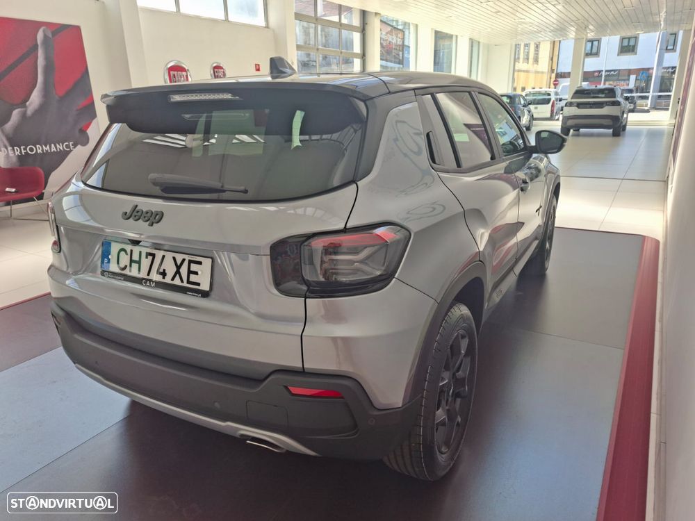 Jeep Avenger 1.2 e-Hybrid Black Edition DCT - 7