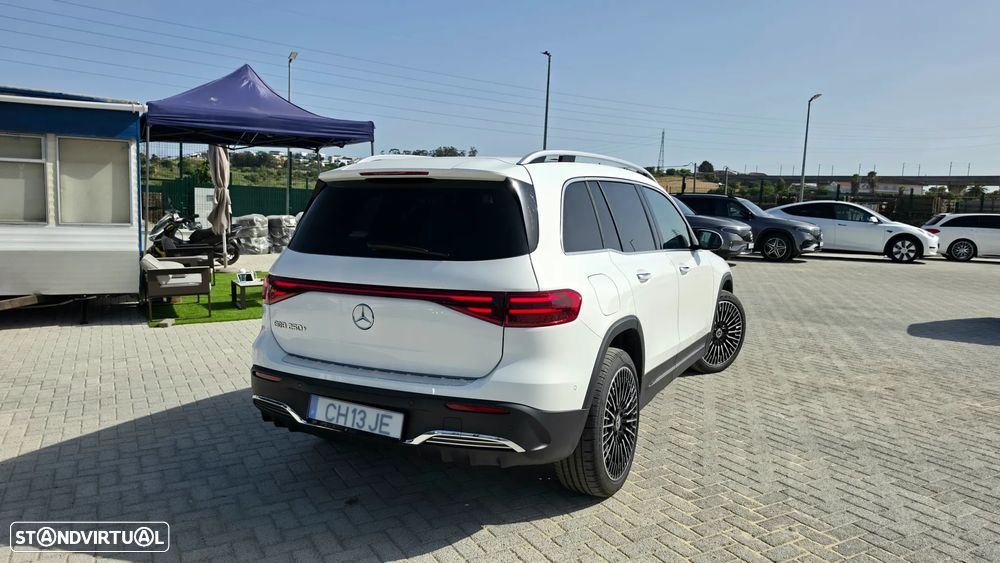 Mercedes-Benz EQB 250+ AMG Line - 7