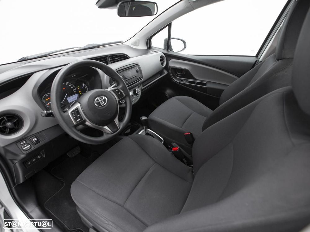 Toyota Yaris 1.5 HSD Active - 7