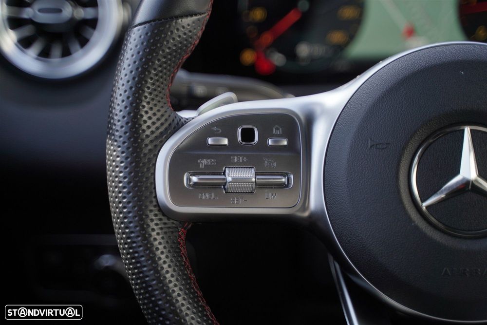Mercedes-Benz GLB 180 d AMG Line - 24