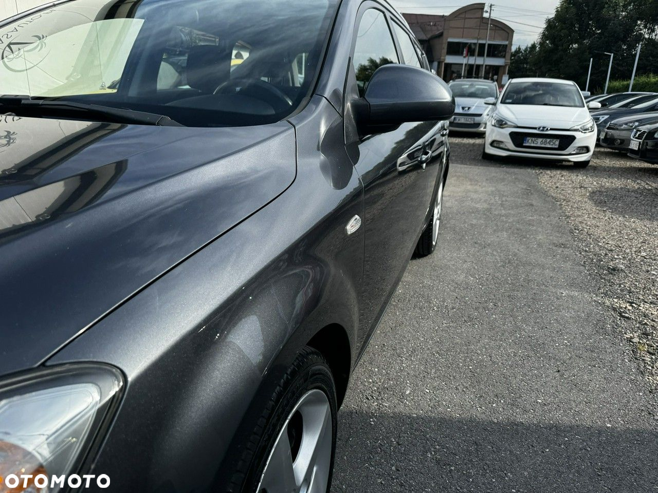 Kia Ceed - 8