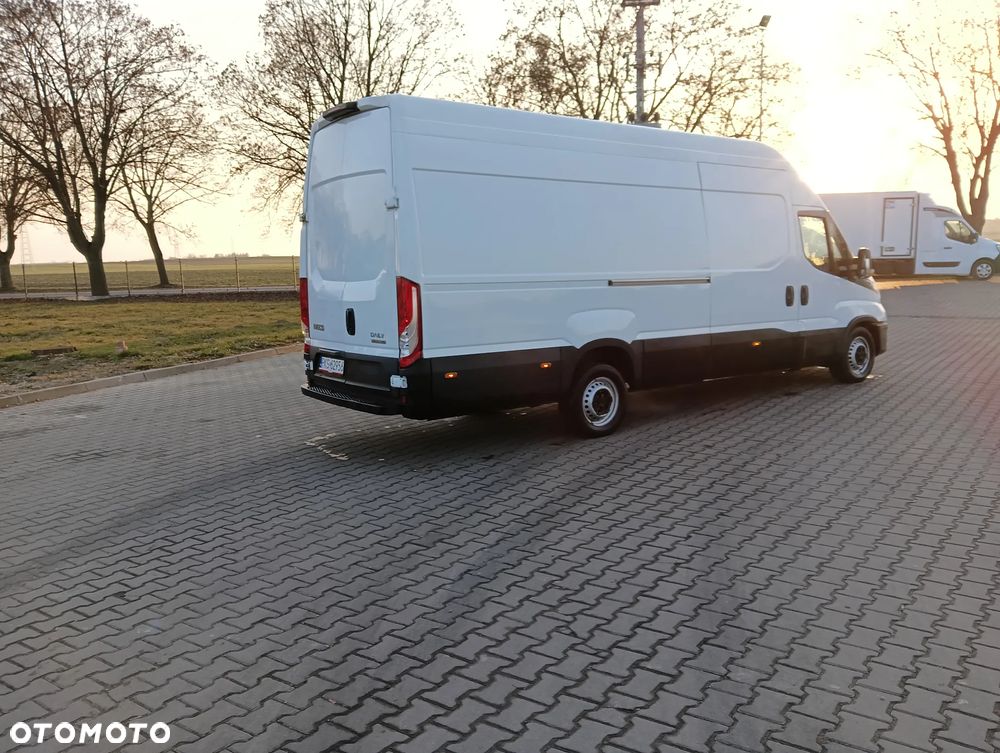Iveco 35s18 - 4