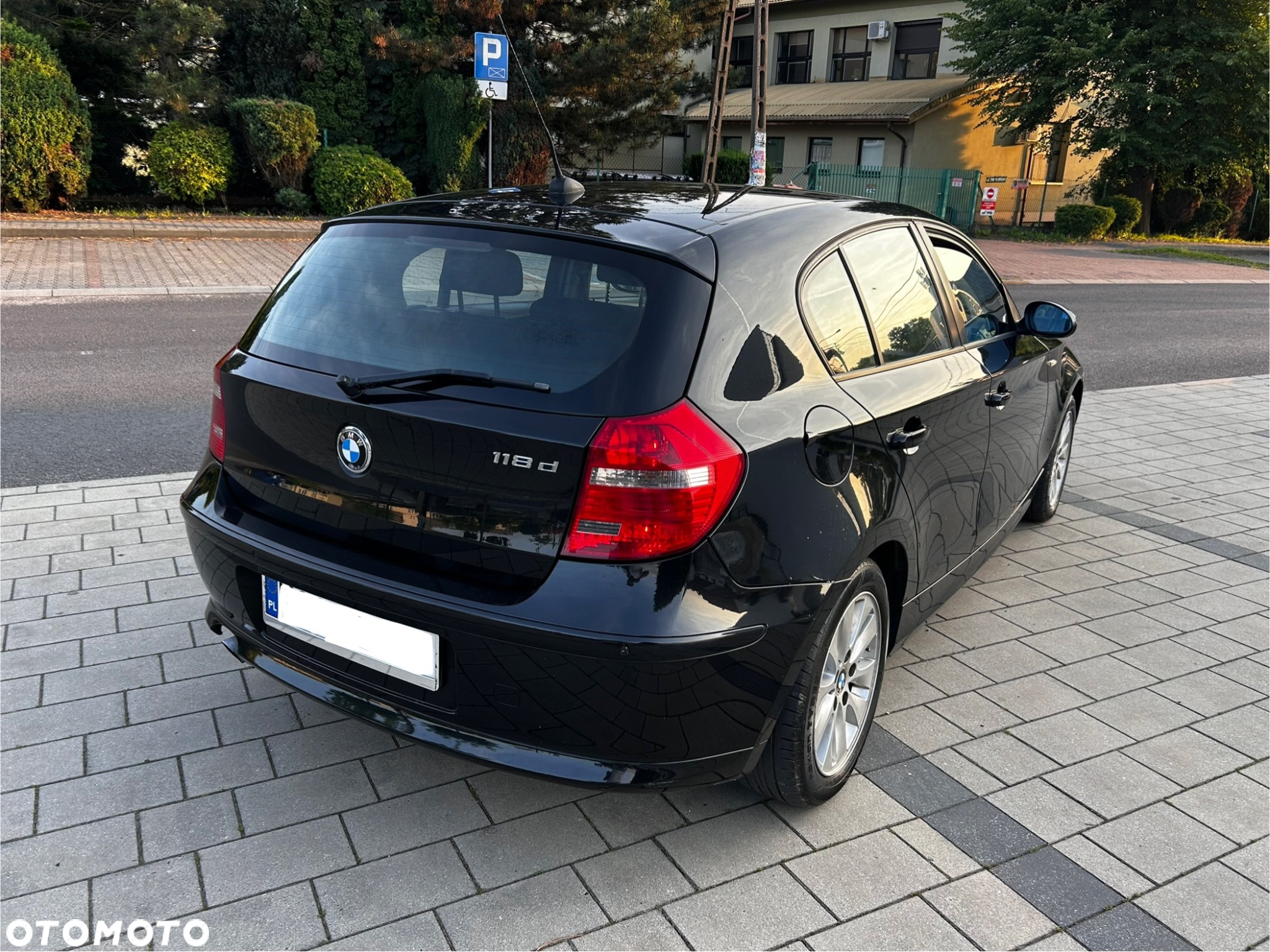 BMW Seria 1 118d - 4
