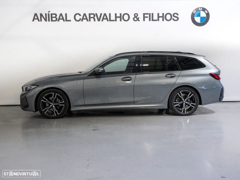 BMW 320 d Touring Pack Desportivo M Auto - 4