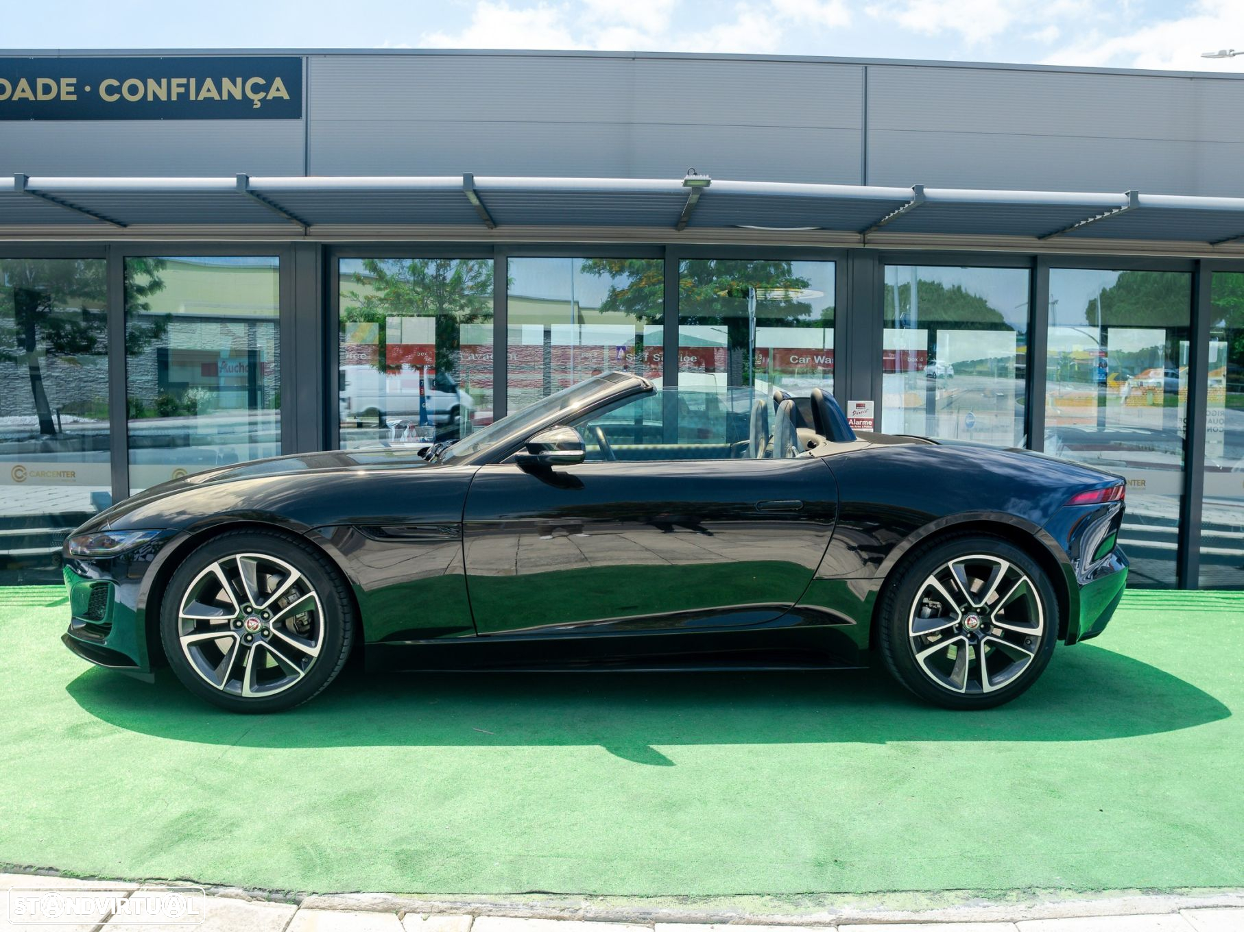Jaguar F-Type 2.0 i4 R-Dynamic Black - 4