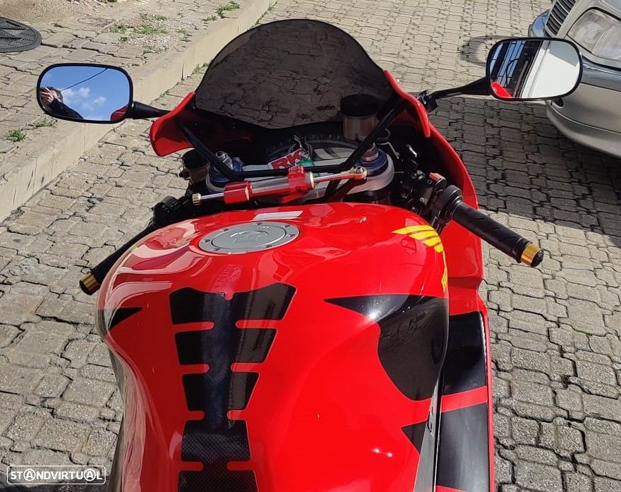 Honda VTR 1000 SP1 - 11