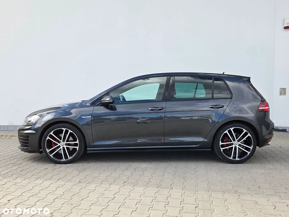 Volkswagen Golf 2.0 TDI BMT GTD - 11
