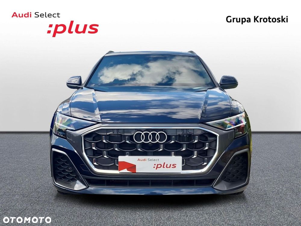 Audi Q8 - 9