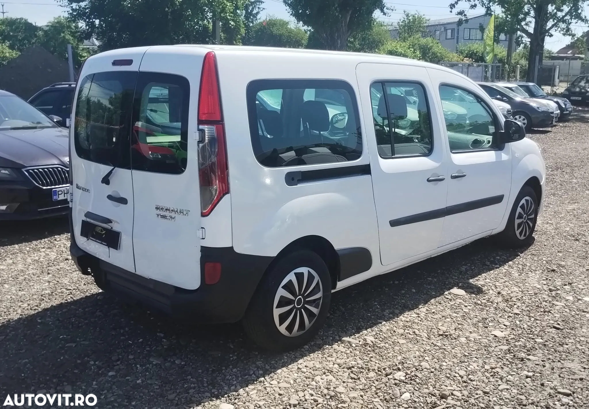 Renault Kangoo ENERGY dCi 110 FAP Start & Stop Grand - 8