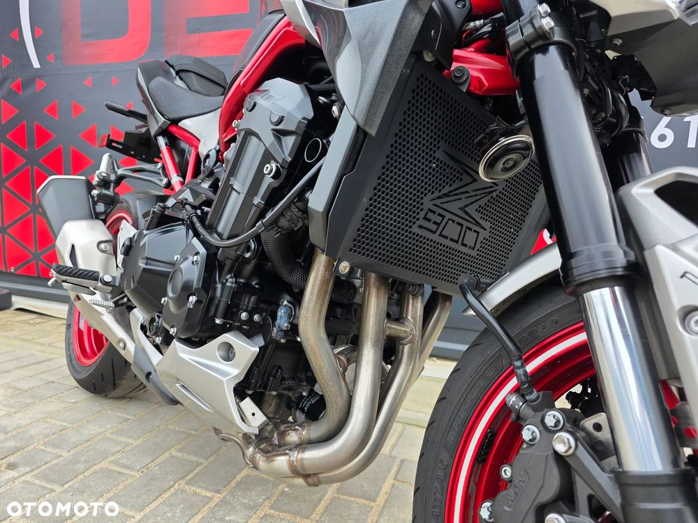 Kawasaki Z 900 - 15