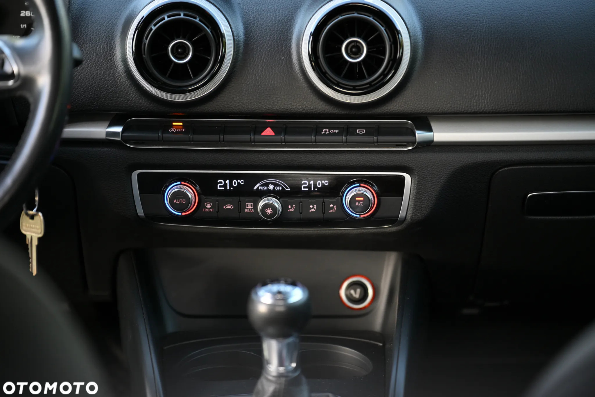 Audi A3 1.6 TDI DPF Attraction - 7