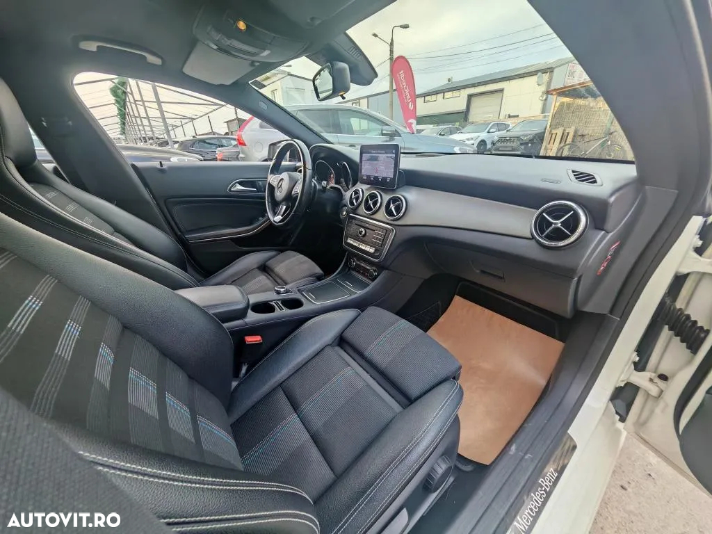 Mercedes-Benz CLA - 16