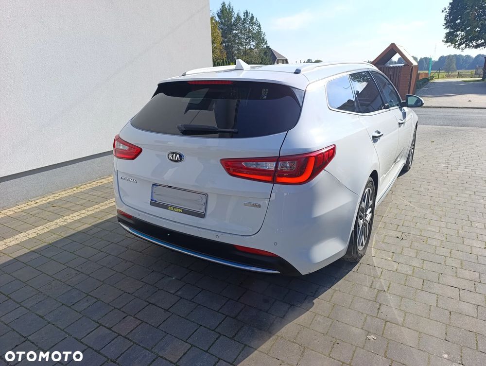 Kia Optima Plug-in Hybrid - 5