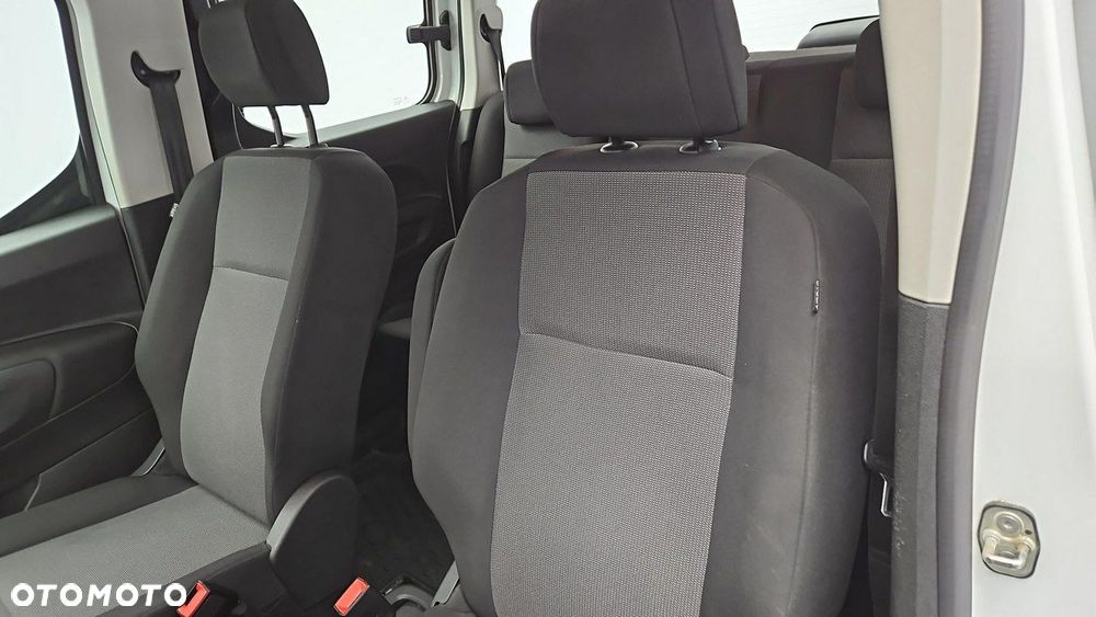 Peugeot Rifter 1.5 BlueHDI Active Pack S&S - 11