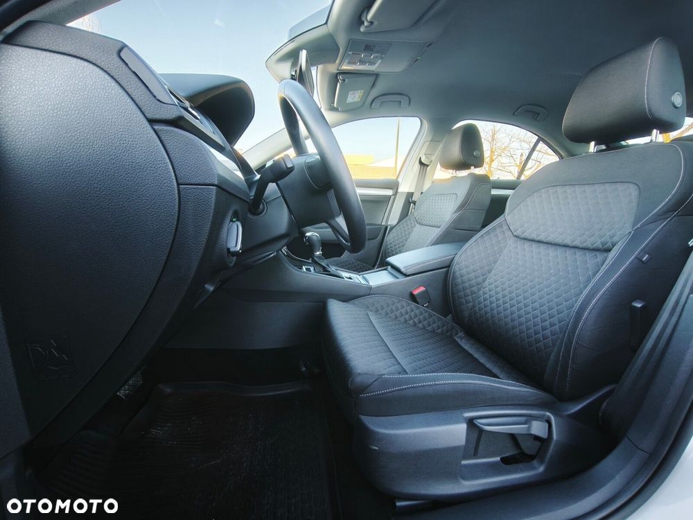 Skoda Superb 2.0 TDI SCR 4x4 Ambition DSG - 8