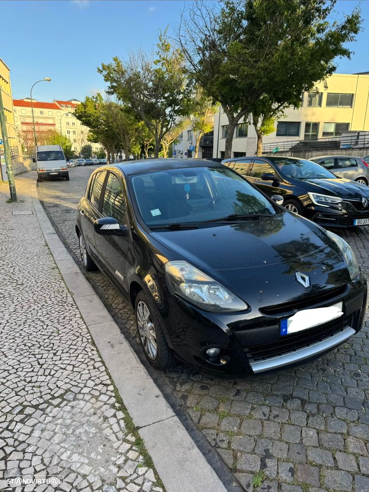 Renault Clio 1.2 16V Dynamique S - 2