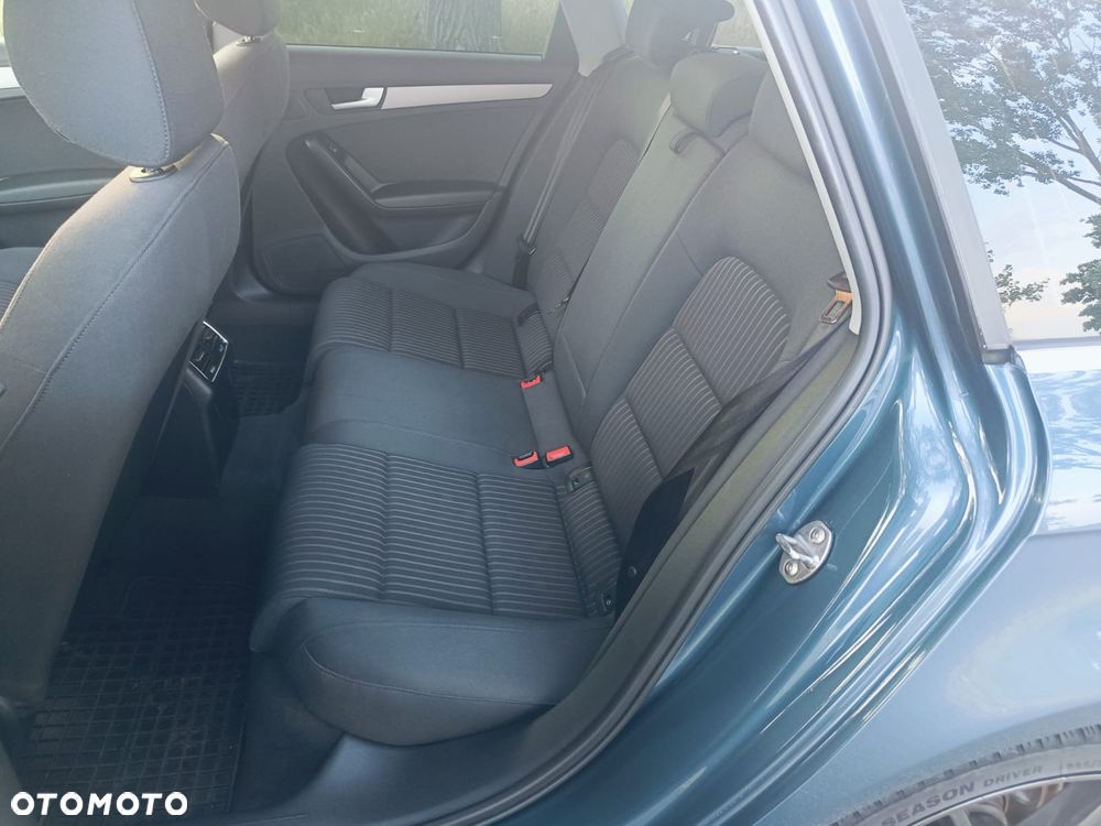 Audi A4 Avant - 15
