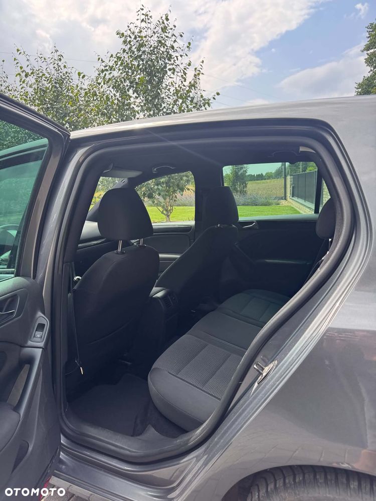 Volkswagen Golf 1.6 TDI DPF Comfortline - 13