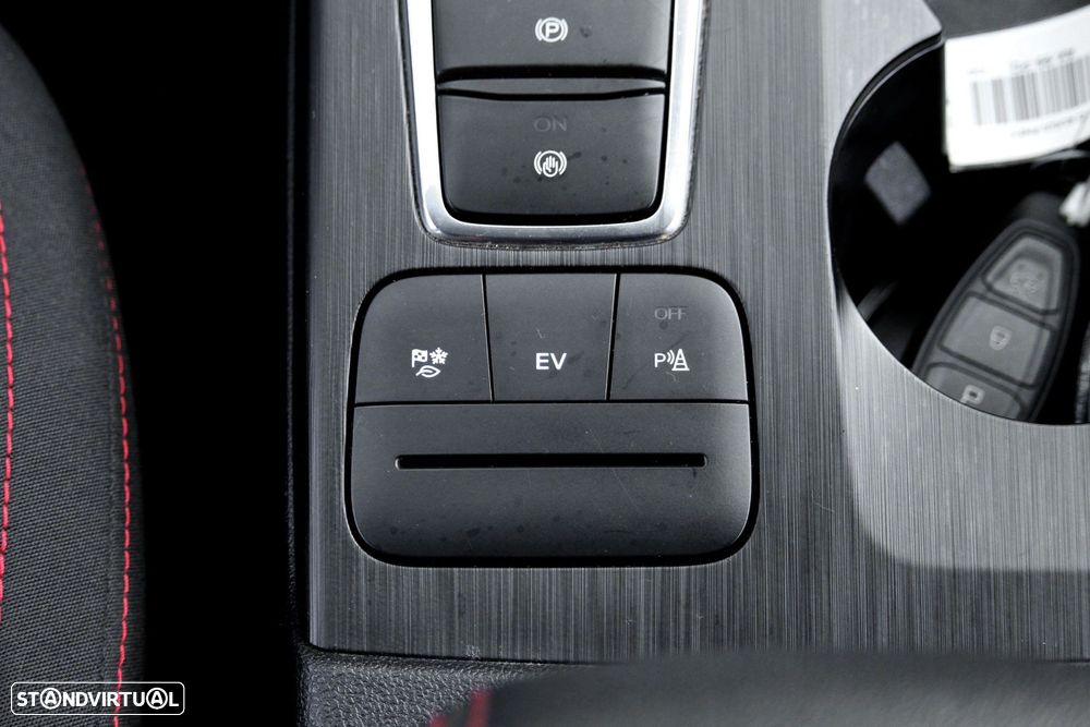 Ford Kuga 2.5 PHEV ST-Line - 20