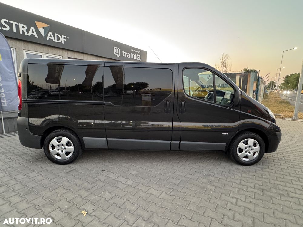 Opel Vivaro - 30