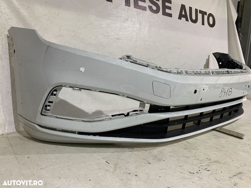 Bara fata VW Passat B8, facelift, 2019, 2020, 2021, 2022, 2023, cod origine OE 3G0807221E, cu gauri pentru senzori de parcare (6). - 2
