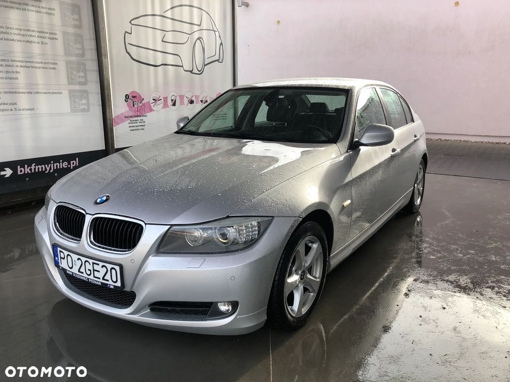 BMW Seria 3 320d DPF - 1