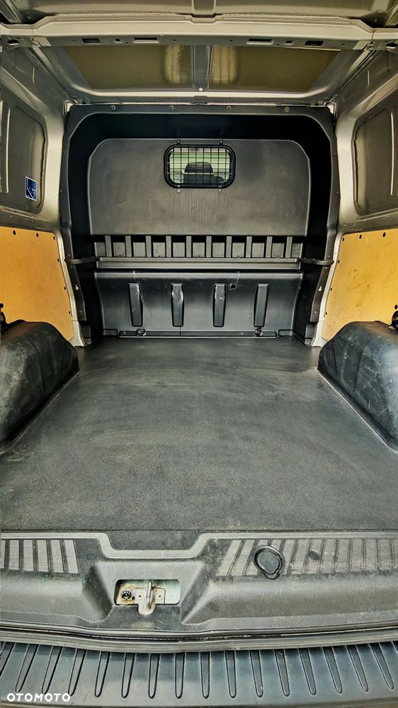 Ford Transit Custom 270 L1H1 Limited - 12