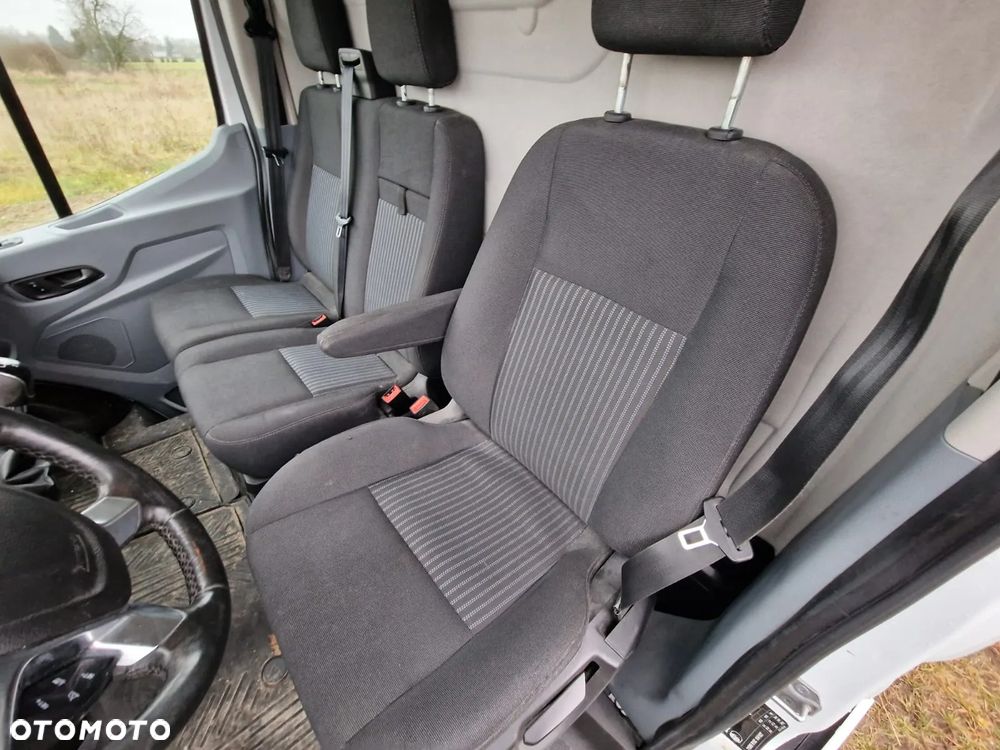 Ford Transit - 10