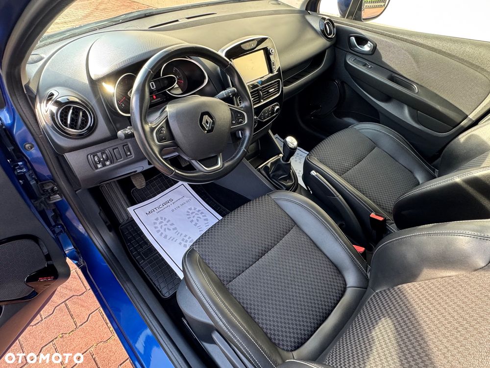 Renault Clio - 32