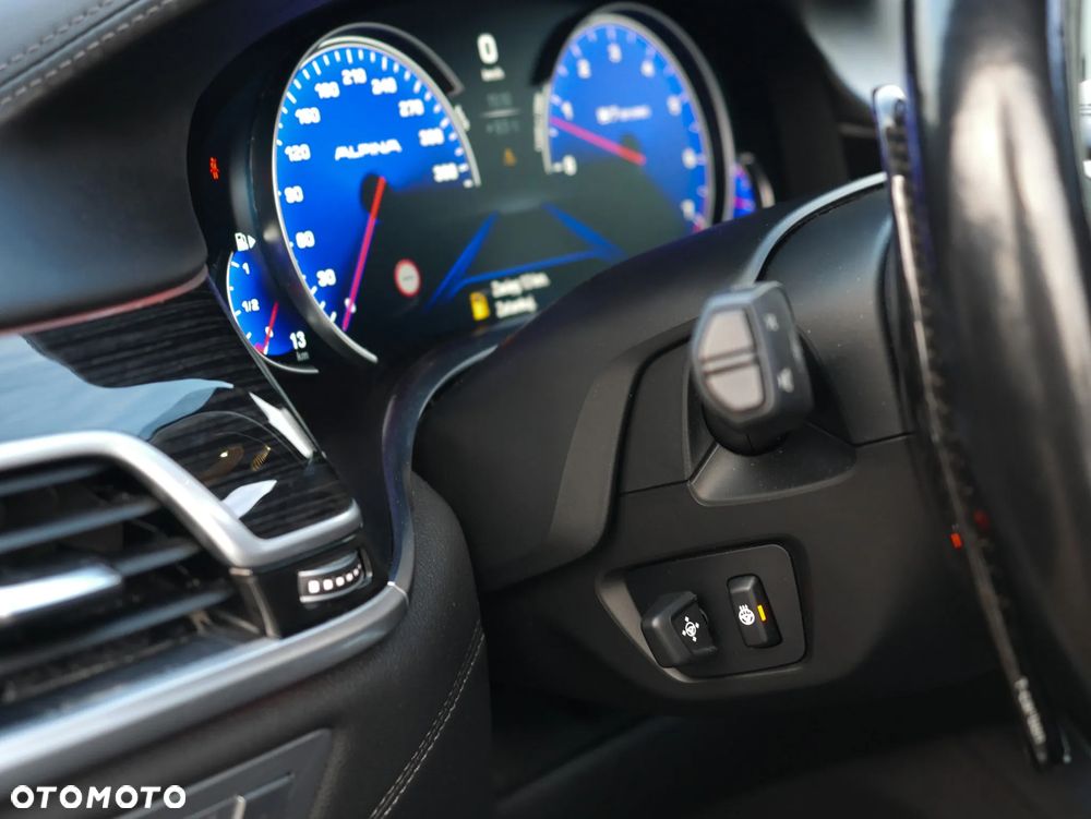 BMW Seria 7 750Li xDrive - 13