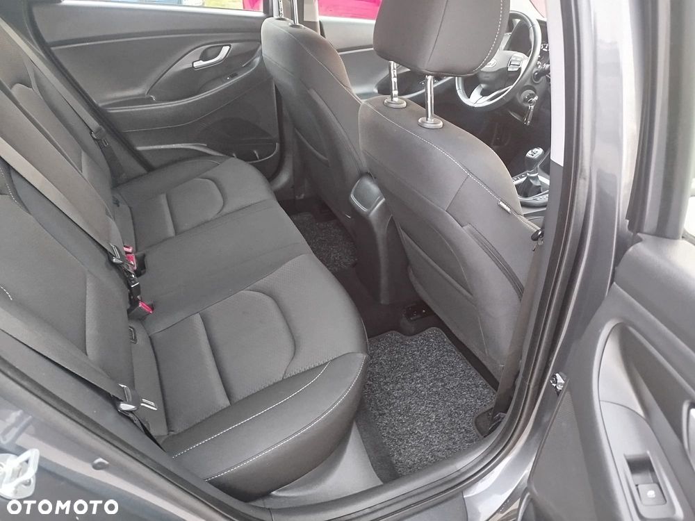 Hyundai i30 1.0 T-GDI Passion Plus - 6