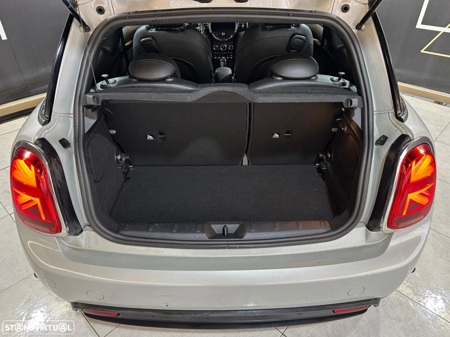 MINI 3 Portas - 8