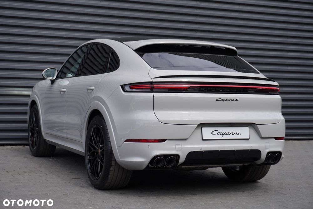 Porsche Cayenne Coupe S - 6