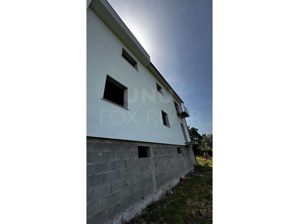 MORADIA T3 GEMINADA - GANDRA - Grande imagem: 5/19