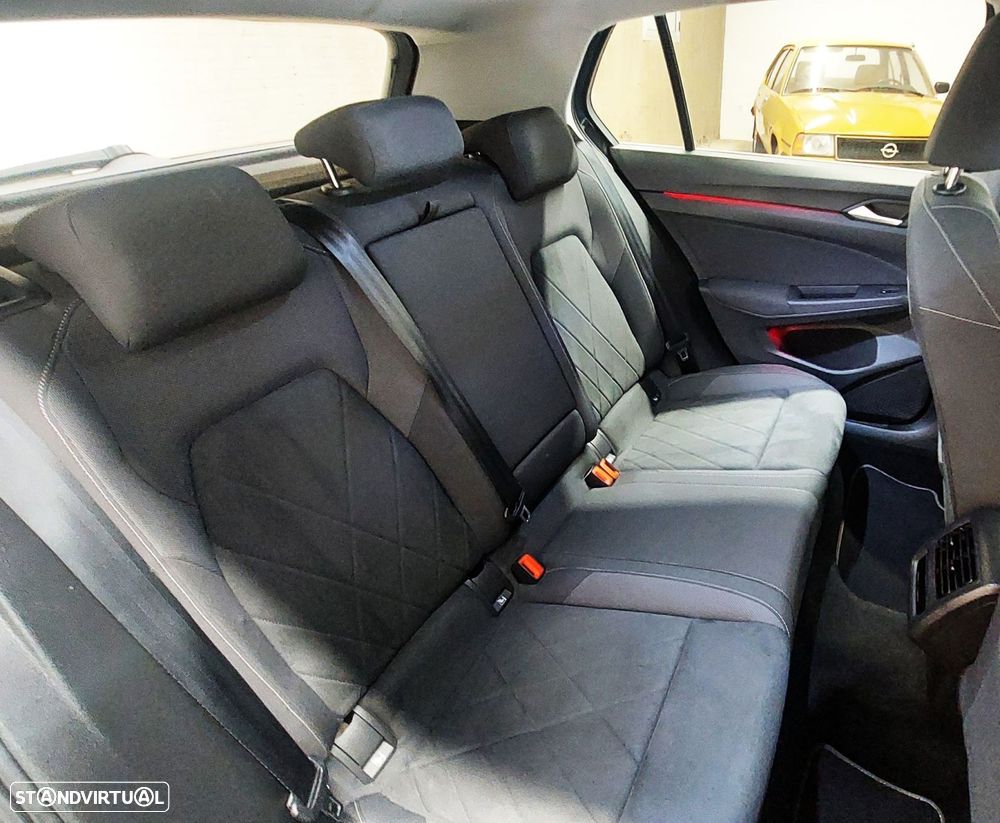 VW Golf - 13